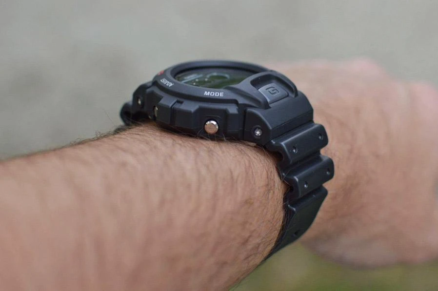 Наручные часы  Casio  G-Shock Casio DW-6900-1V (фото 3)