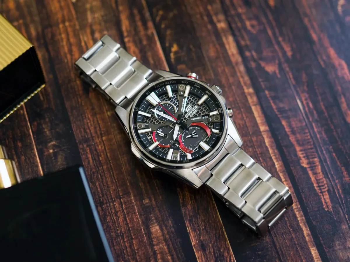 Наручные часы  Casio  Edifice Casio EQB-1200D-1A (фото 4)