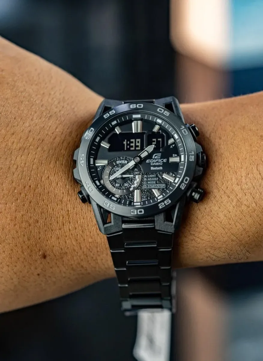 Наручные часы  Casio  Edifice Casio ECB-40BK-1A (фото 2)