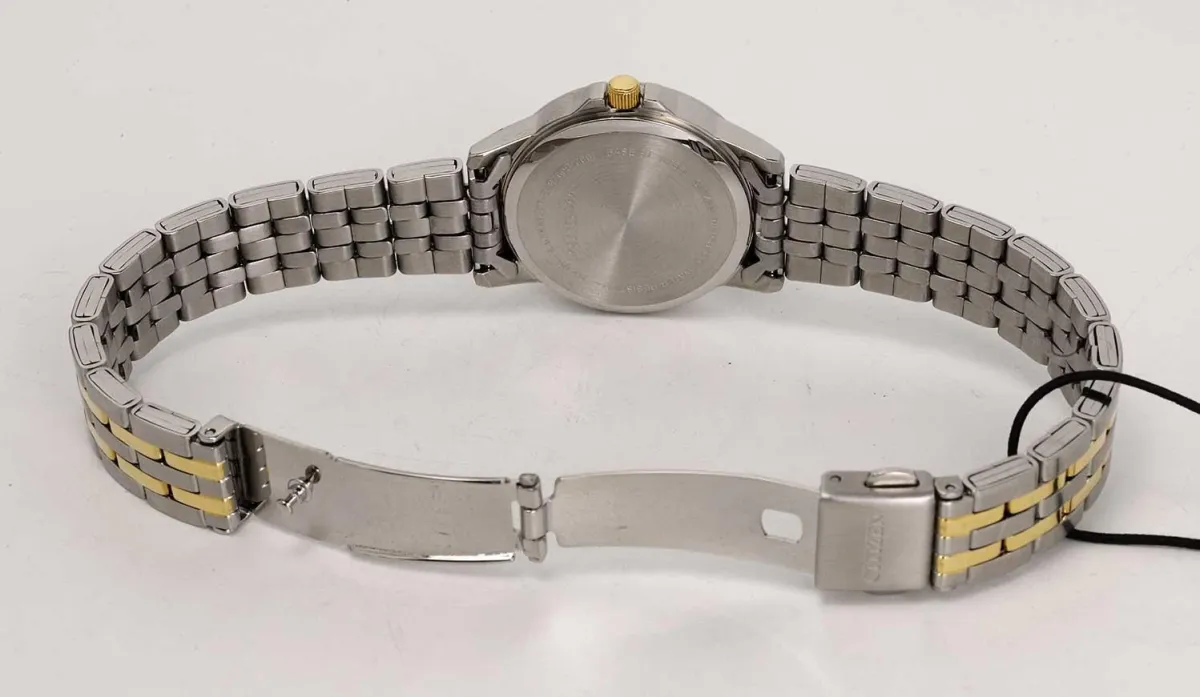 Часы  Citizen  Quartz Citizen EQ0608-55E (фото 5)