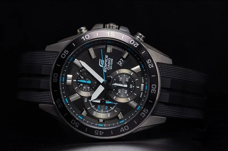 Часы  Casio  Edifice Casio EFV-550P-1A (фото 3)