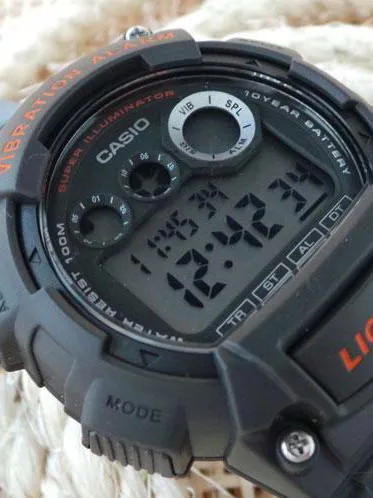 Наручные часы  Casio  Collection Casio W-735H-8A (фото 4)