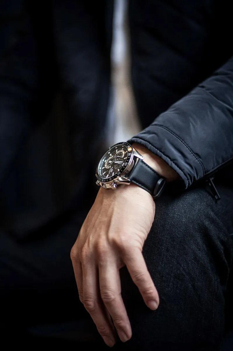 Наручные часы  Casio  Edifice Casio EFV-620L-1A (фото 3)