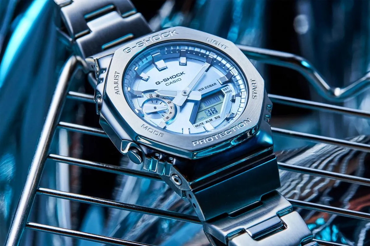 Наручные часы  Casio  G-Shock Casio GM-2110D-2A (фото 2)