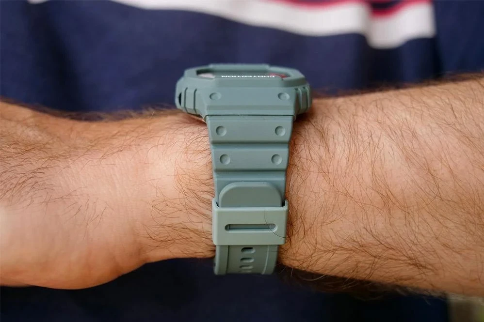 Наручные часы  Casio  G-Shock Casio DW-H5600-2E (фото 4)