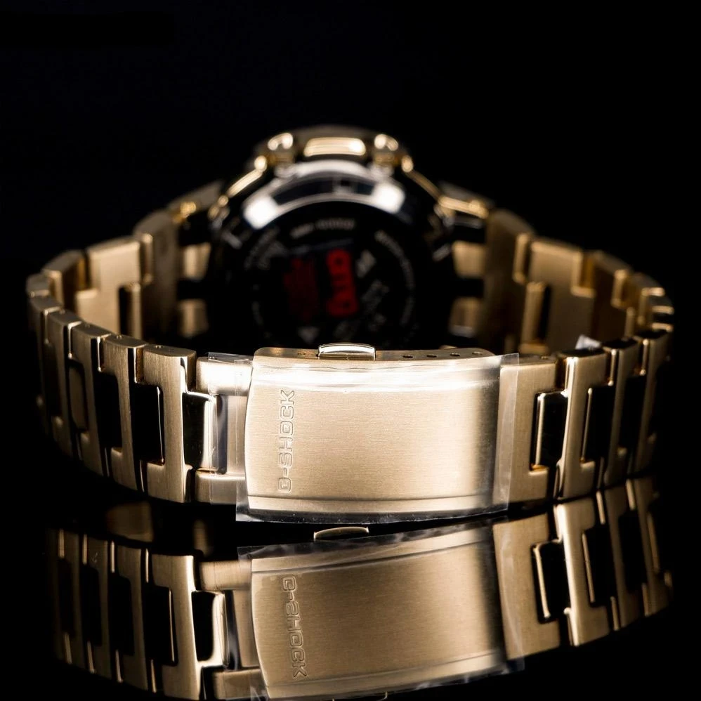 Часы  Casio  G-Shock Casio AWM-500GD-9A (фото 6)
