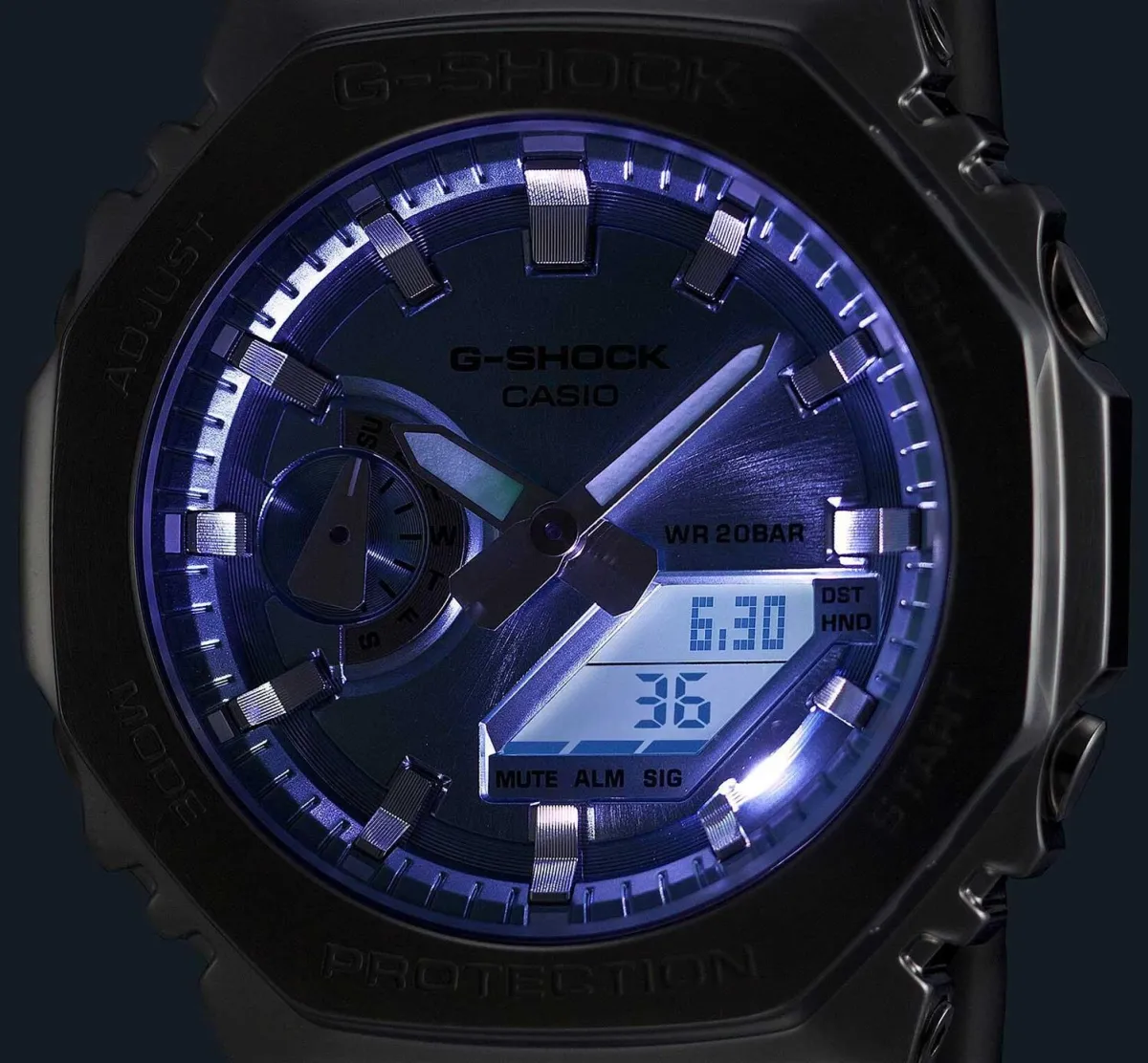 Часы  Casio  G-Shock Casio GM-2110D-3A1 (фото 3)