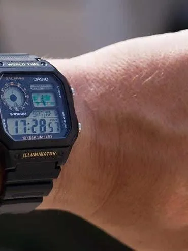 Часы  Casio  Collection Casio AE-1200WH-1A (фото 4)