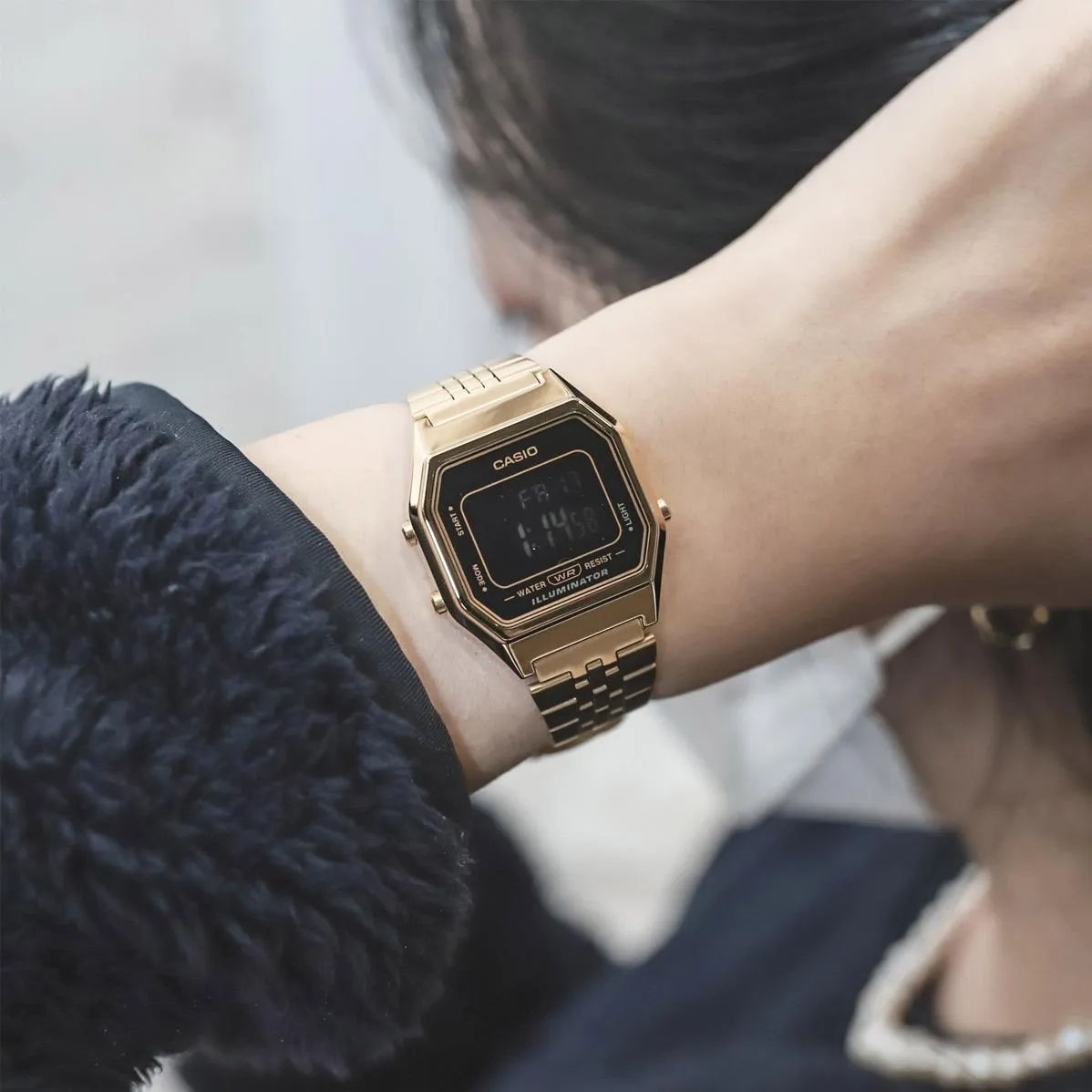Наручные часы  Casio  Vintage Casio LA-680WGA-1B (фото 2)