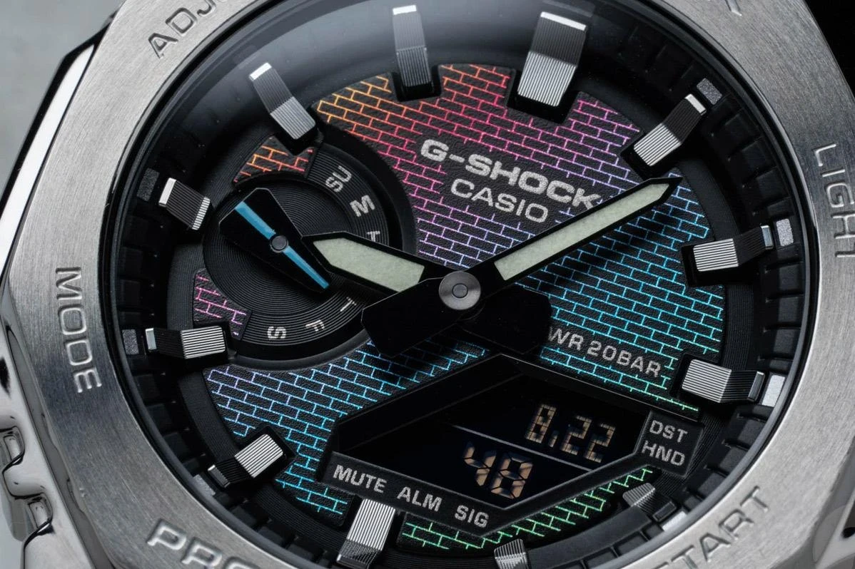 Часы  Casio  G-Shock Casio GM-2100RW-1A (фото 6)