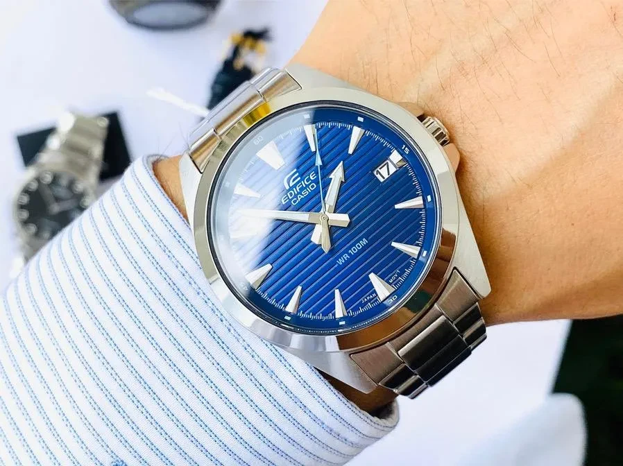 Часы  Casio  Edifice Casio EFV-140D-2A (фото 2)