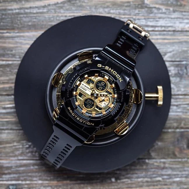 Часы  Casio  G-Shock Casio GA-140GB-1A1 (фото 4)