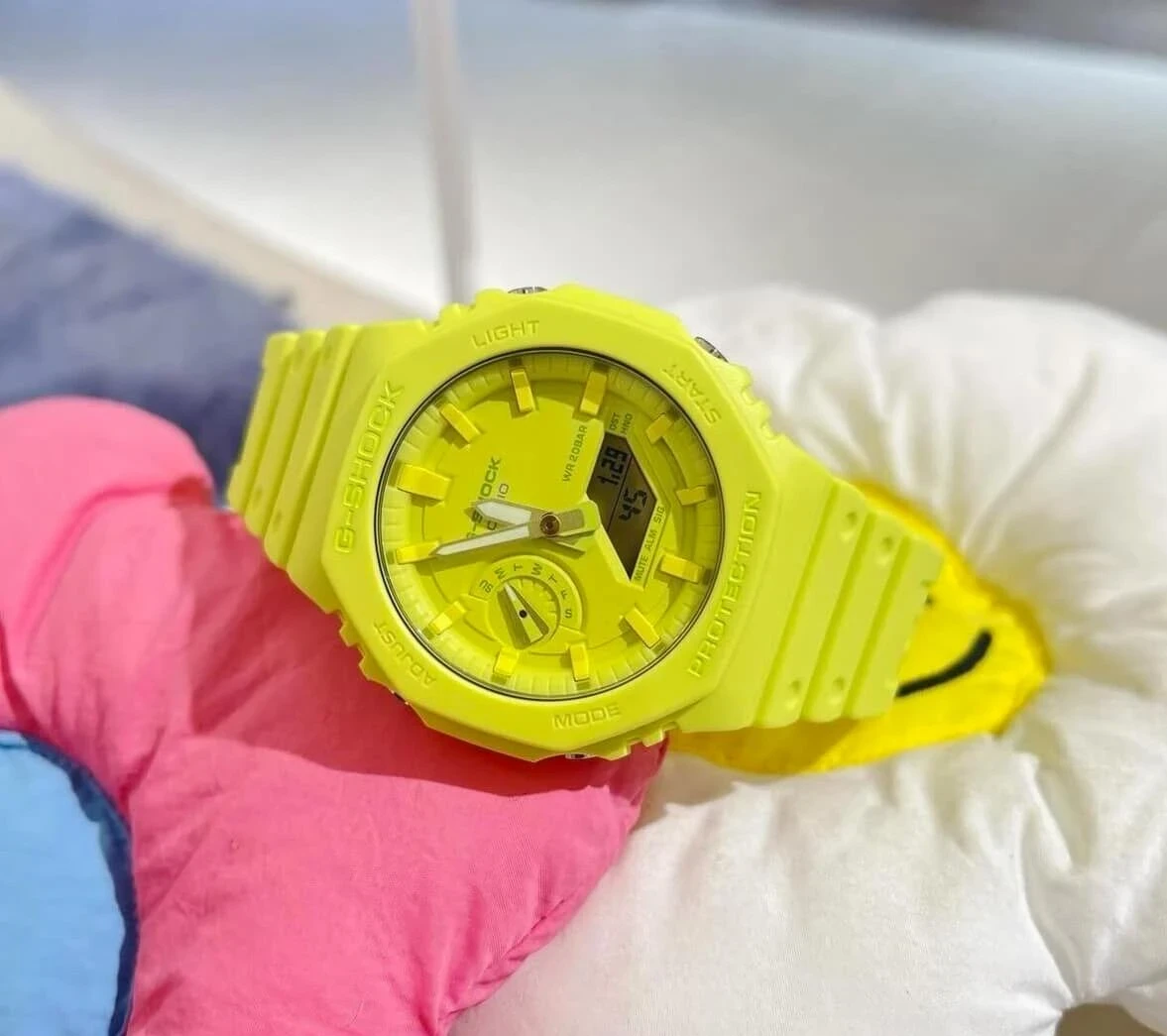 Часы  Casio  G-Shock Casio GA-2100-9A9 (фото 5)