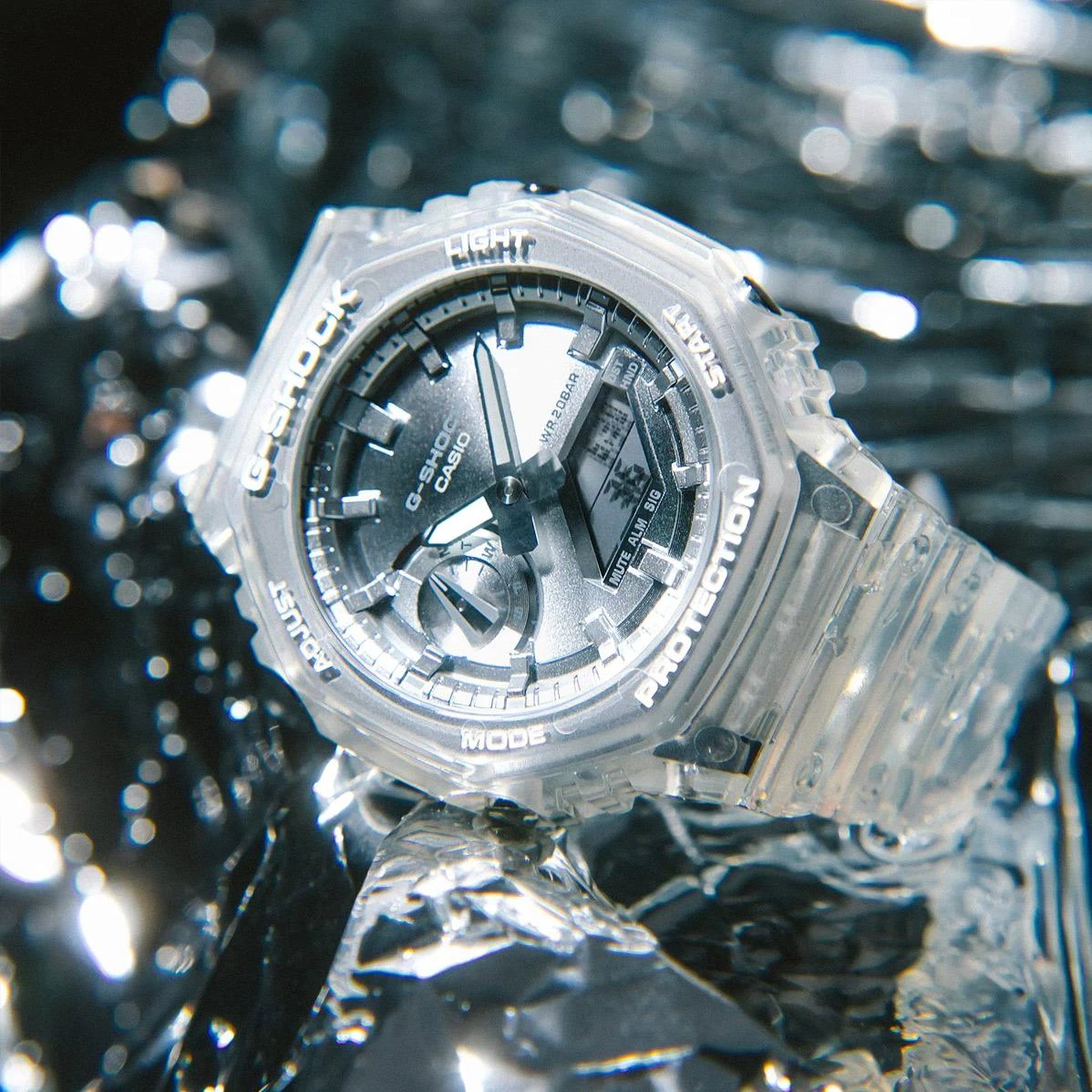 Часы  Casio  G-Shock Casio GA-2100BM-7A8 (фото 3)