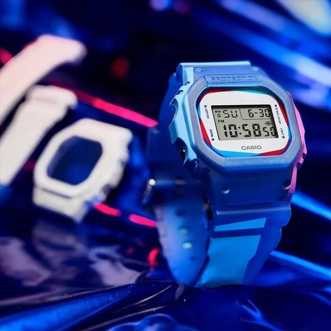 Часы  Casio  G-Shock Casio DWE-5600PR-2E (фото 4)
