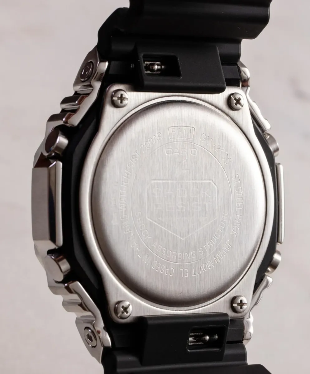 Часы  Casio  G-Shock Casio GM-2100-1A (фото 12)