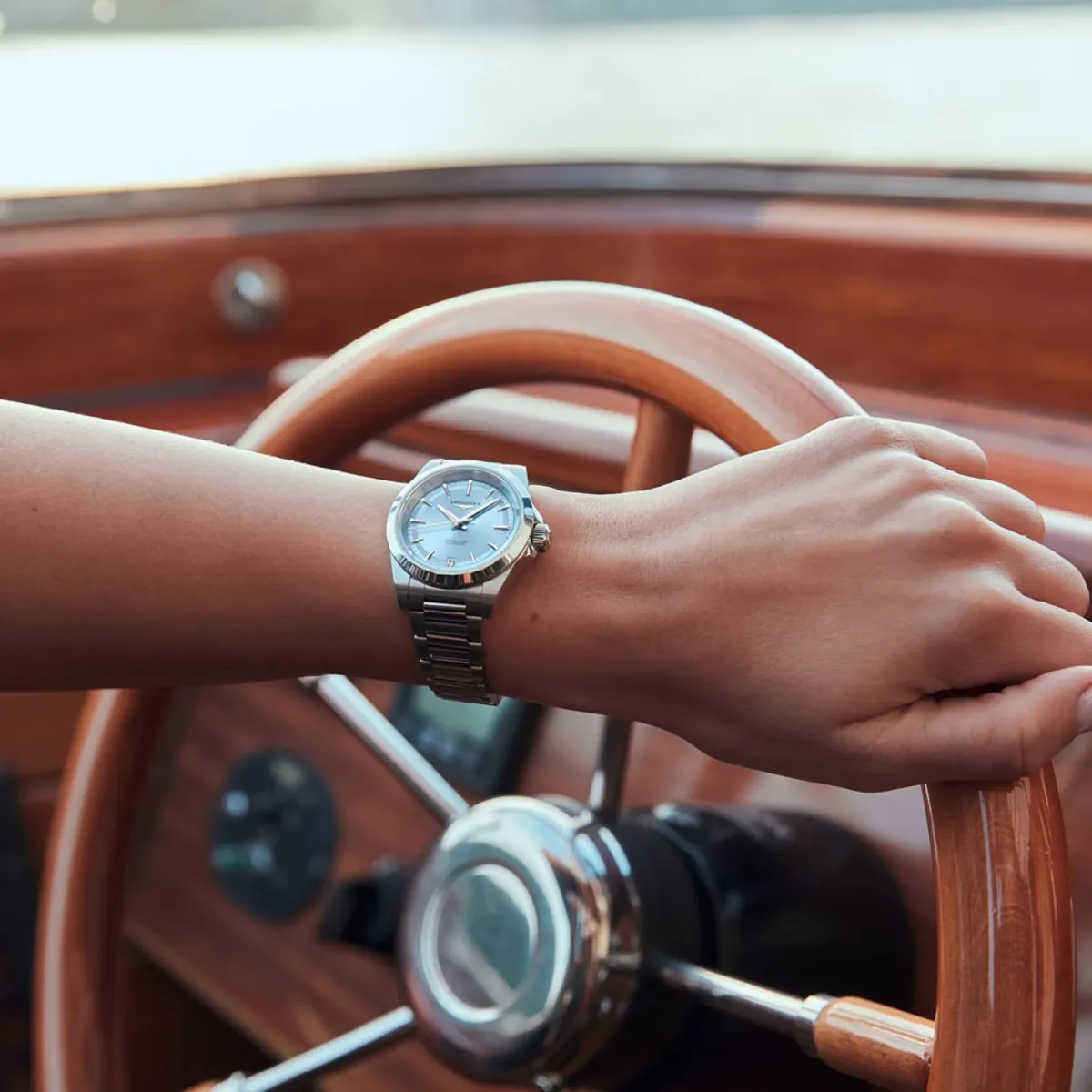 Наручные часы  Longines  Conquest Classic Longines L3.430.4.92.6 (фото 6)