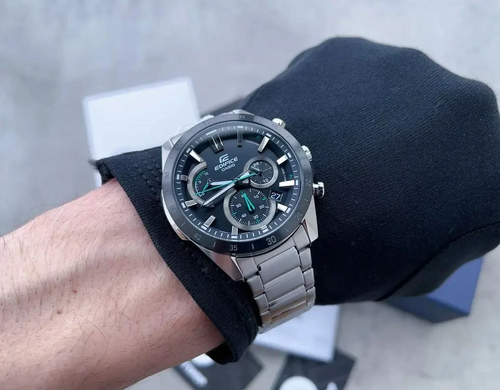 Часы  Casio  Edifice Casio EFR-573DB-1A (фото 6)