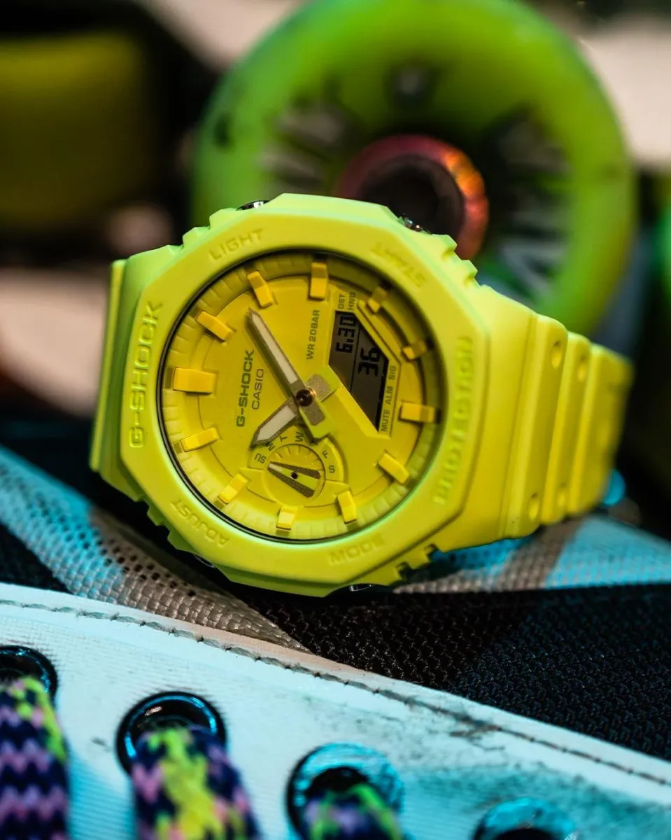Часы  Casio  G-Shock Casio GA-2100-9A9 (фото 7)