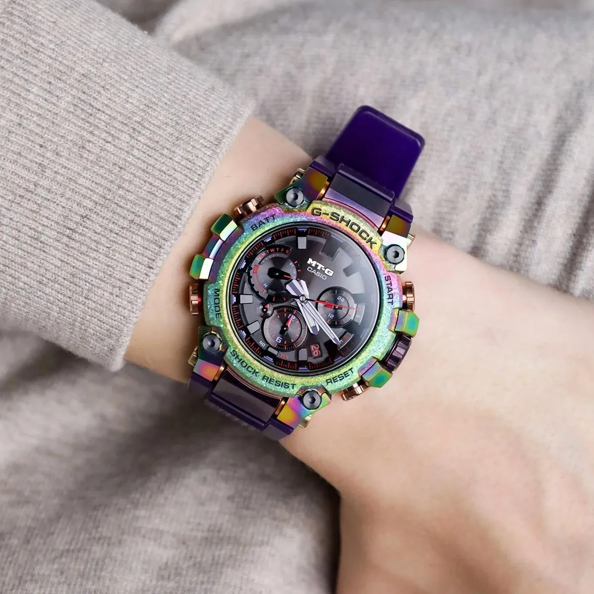 Наручные часы  Casio  G-Shock Casio MTG-B3000PRB-1A (фото 19)