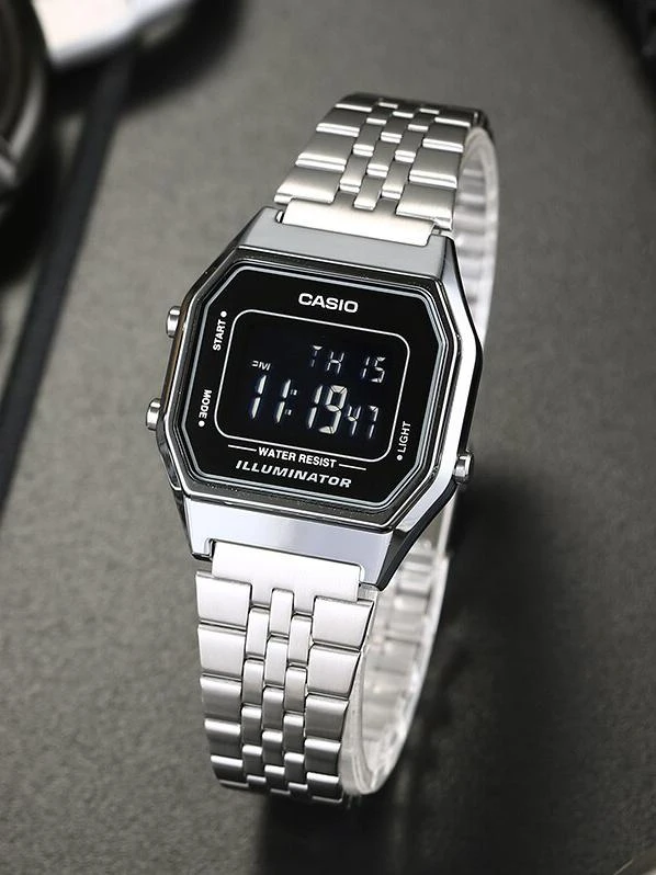 Наручные часы  Casio  Vintage Casio LA-680WA-1B (фото 4)