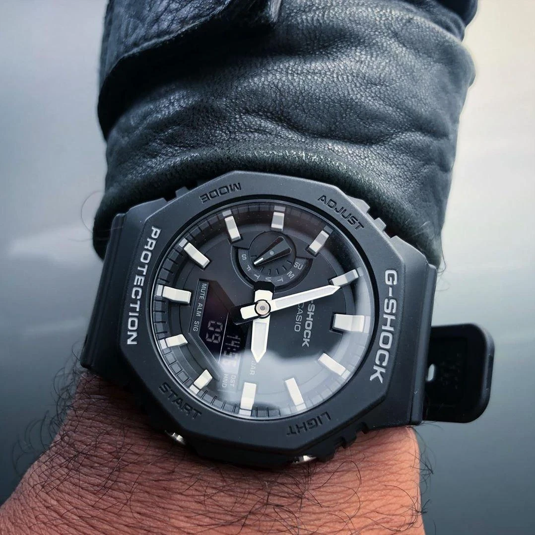 Часы  Casio  G-Shock Casio GA-2100-1A (фото 3)