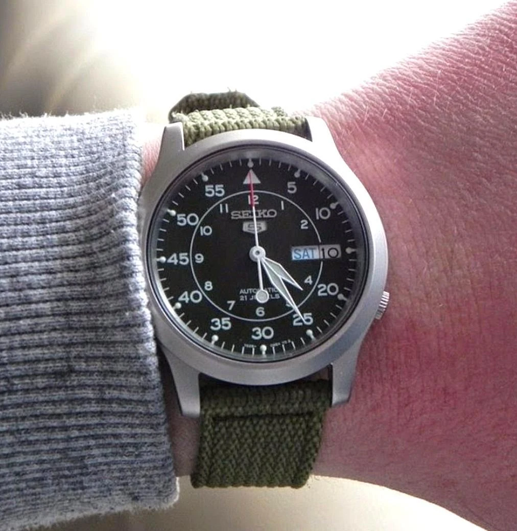 Часы  Seiko  Seiko 5 Seiko SNK805K2 (фото 5)