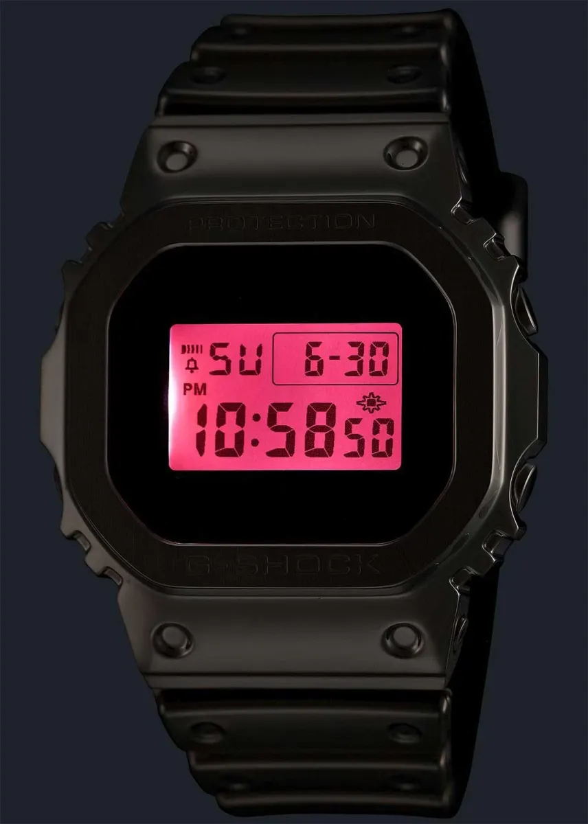 Наручные часы  Casio  G-Shock Casio GM-5600YRA-8E (фото 2)