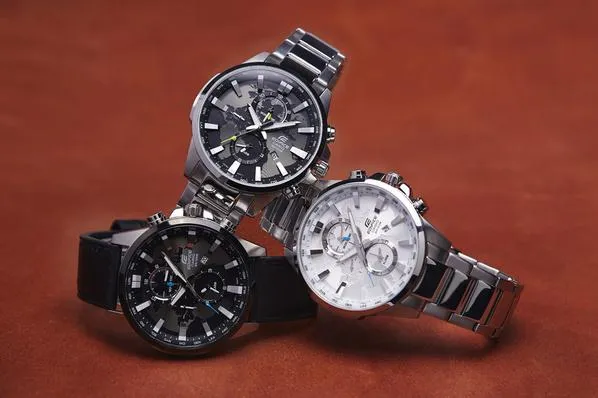 Часы  Casio  Edifice Casio EFR-303D-1A (фото 6)