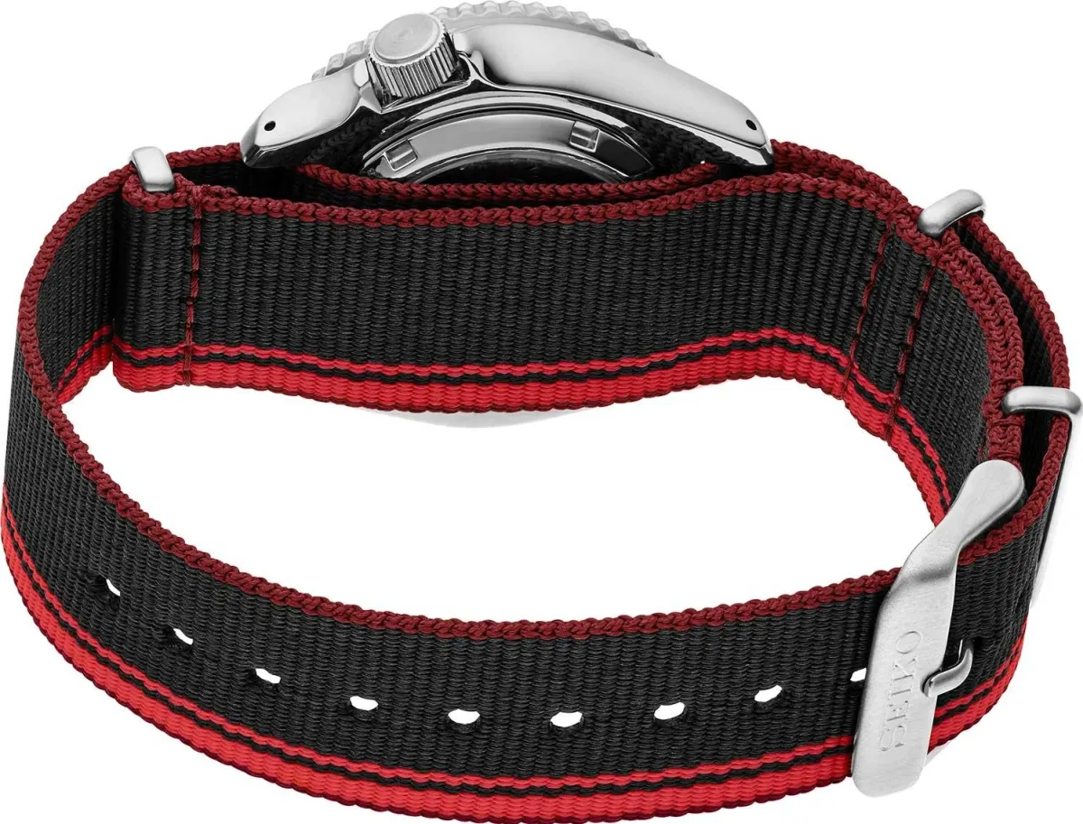 Часы  Seiko  Seiko 5 Sports Seiko SRPK71 (фото 4)