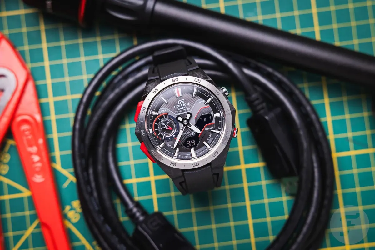 Наручные часы  Casio  Edifice Casio ECB-2200P-1A (фото 10)