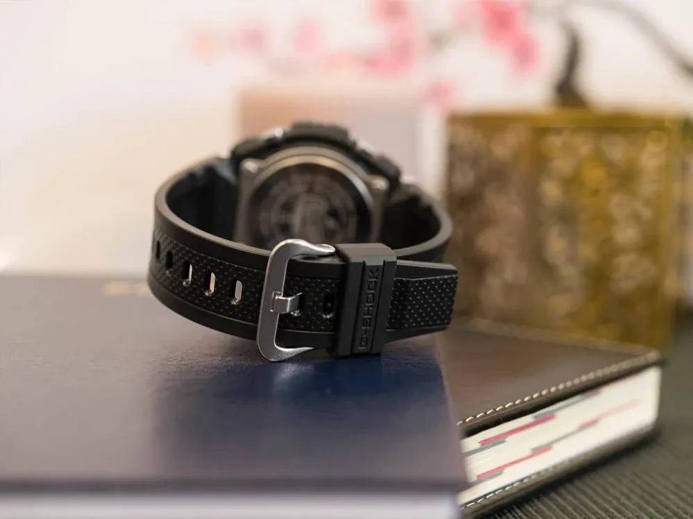 Часы  Casio  G-Shock Casio GST-B400BB-1A (фото 8)