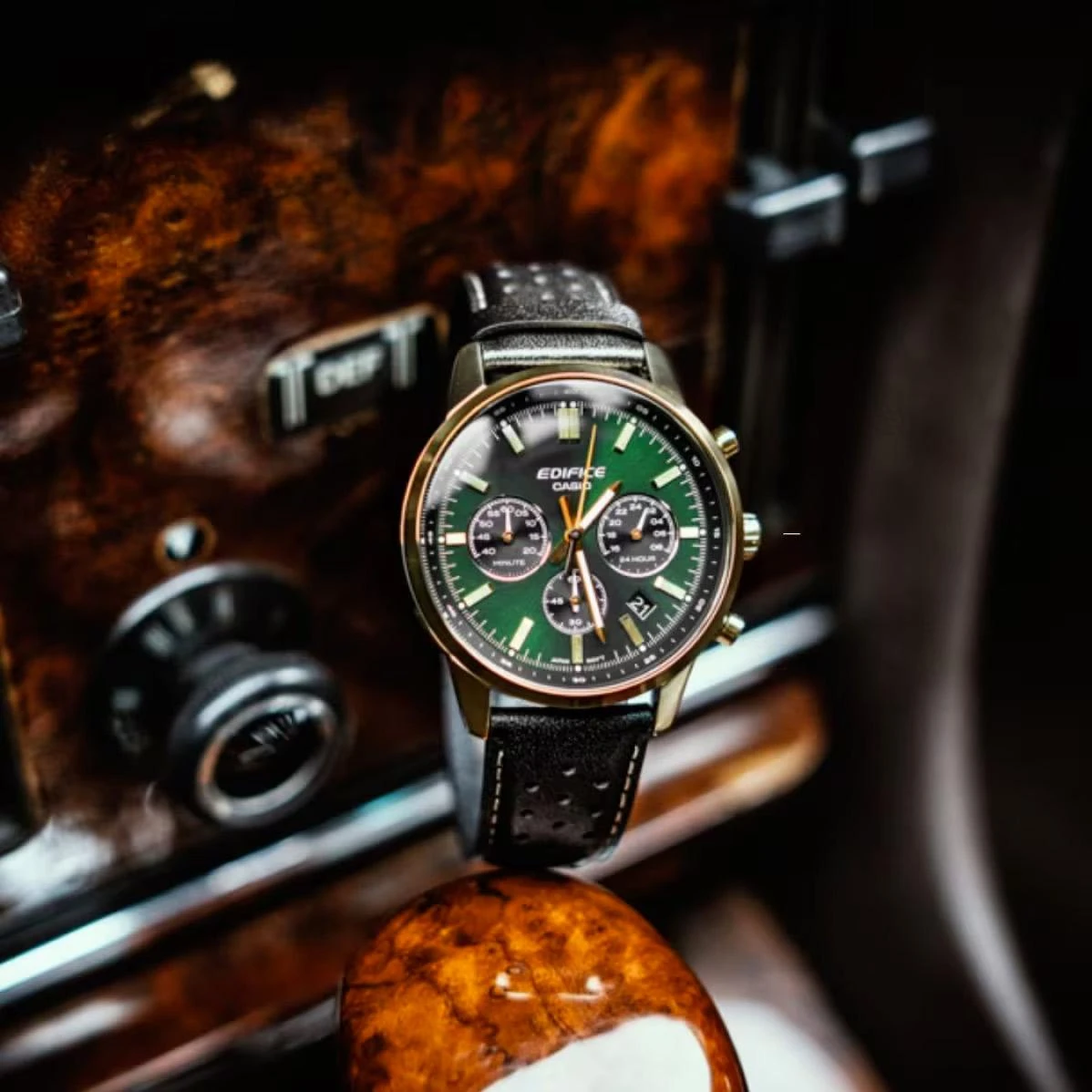 Часы  Casio  Edifice Casio EFR-575CL-3A (фото 3)