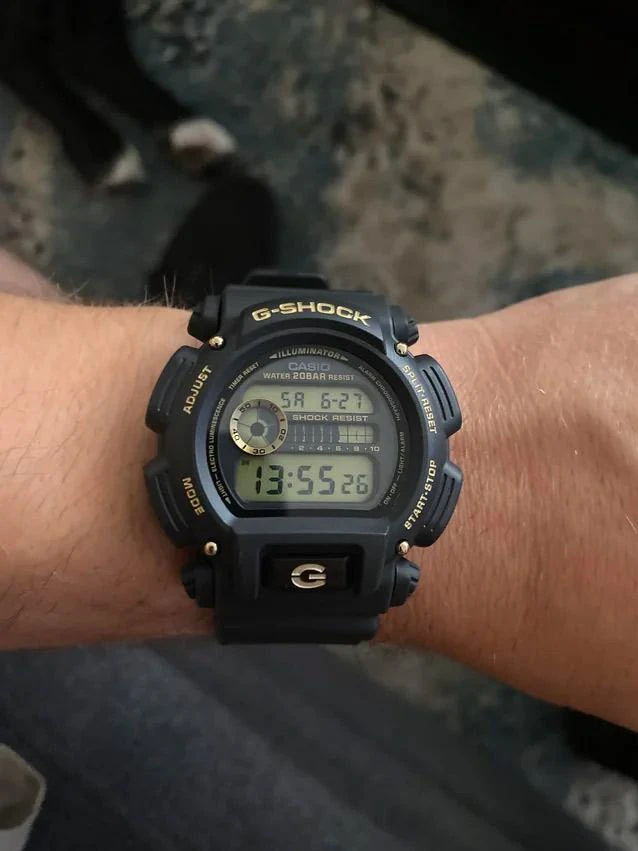 Наручные часы  Casio  G-Shock Casio DW-9052GBX-1A9 (фото 4)