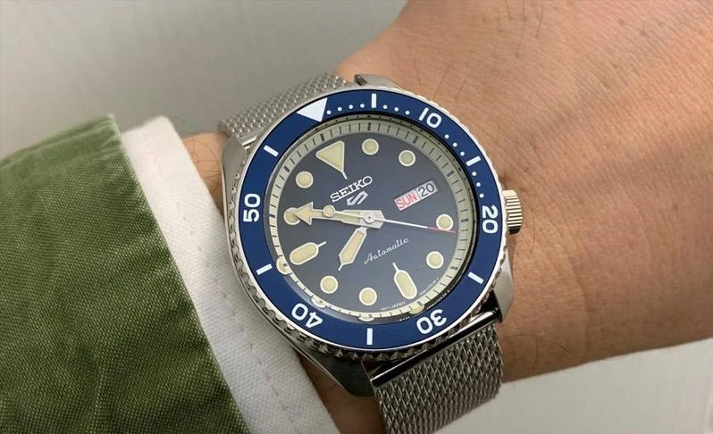 Часы  Seiko  Seiko 5 Sports Seiko SRPD71K1 (фото 6)