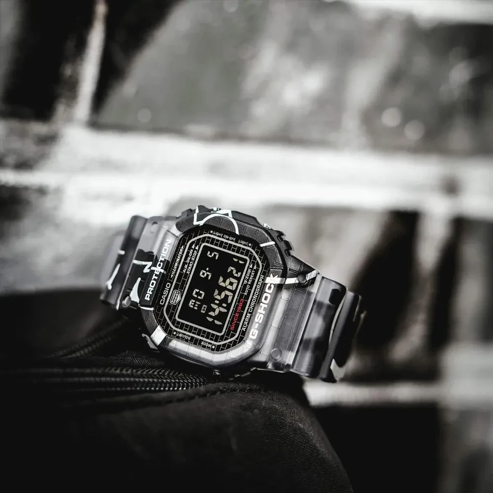 Часы  Casio  G-Shock Casio DW-5000SS-1E (фото 6)
