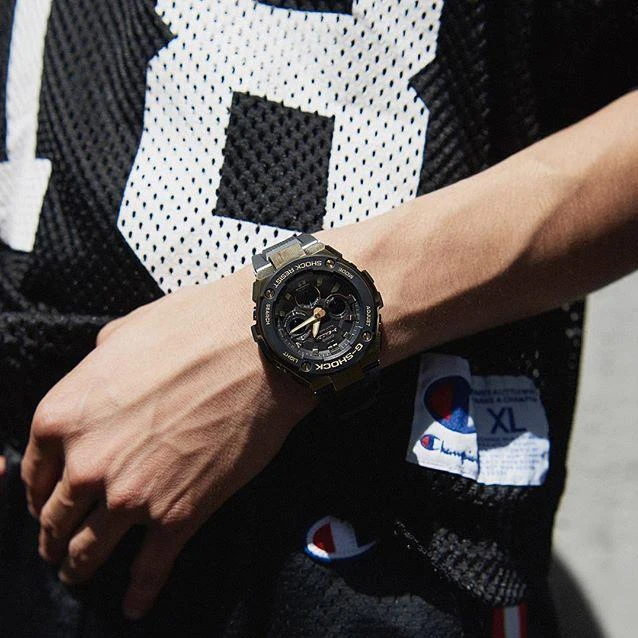 Наручные часы  Casio  G-Shock Casio GST-W300G-1A9 (фото 8)