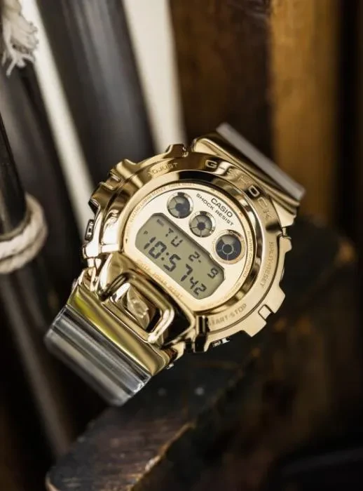 Часы  Casio  G-Shock Casio GM-6900SG-9E (фото 5)