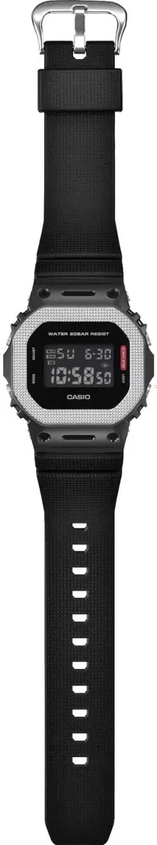 Часы  Casio  G-Shock Casio GM-5600BM-1E (фото 5)