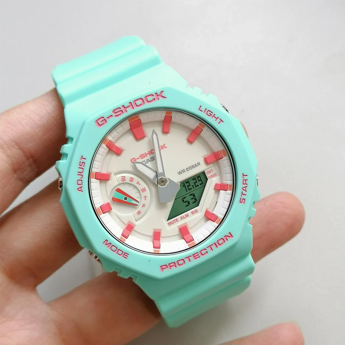 Часы  Casio  G-Shock Casio GA-2100RB-3A (фото 6)