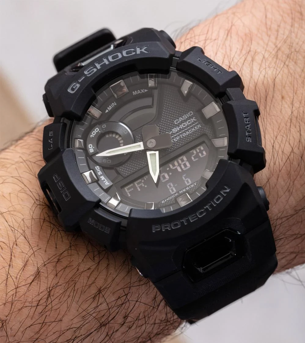 Часы  Casio  G-Shock Casio GBA-900-1A (фото 4)