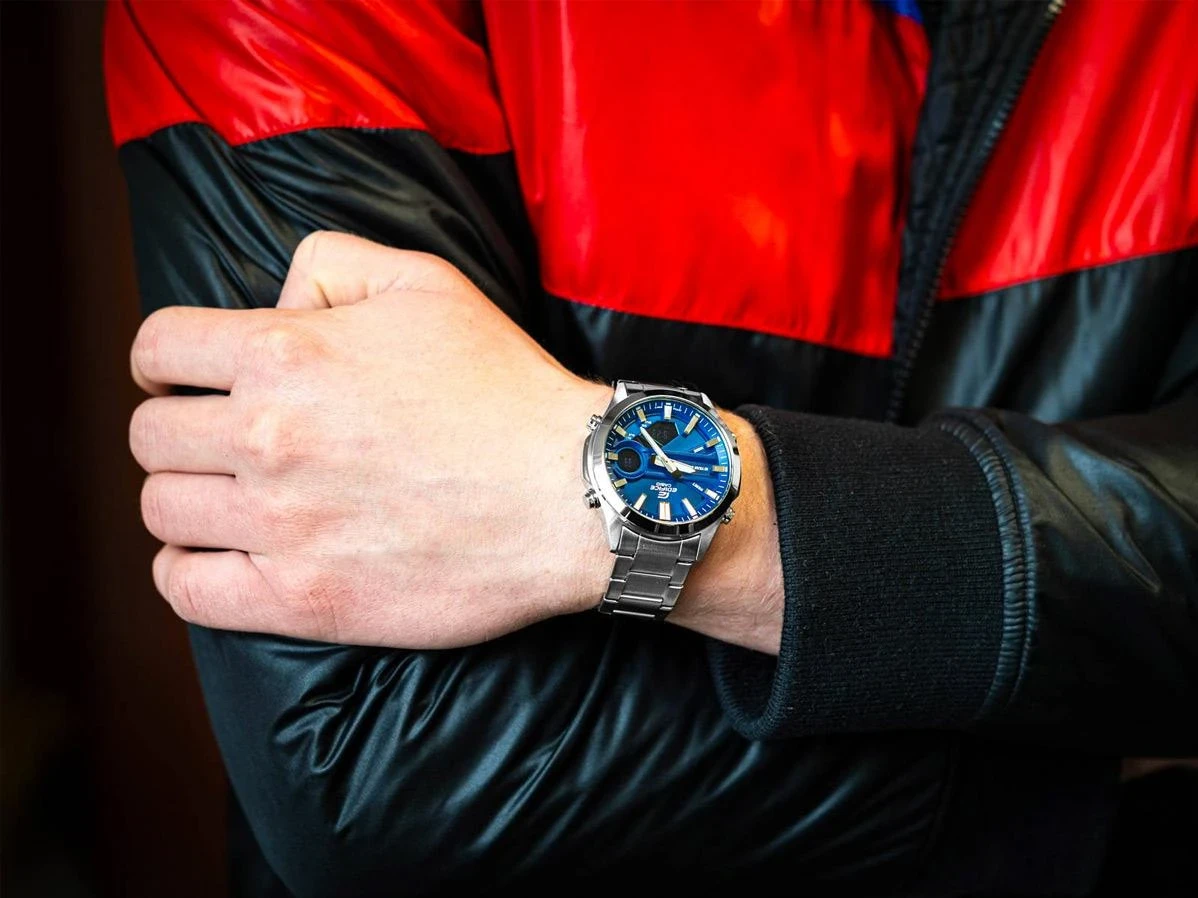 Часы  Casio  Edifice Casio EFV-C120D-2A (фото 2)