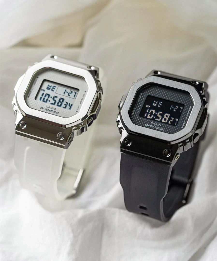 Часы  Casio  G-Shock Casio GM-S5600SK-7E (фото 5)