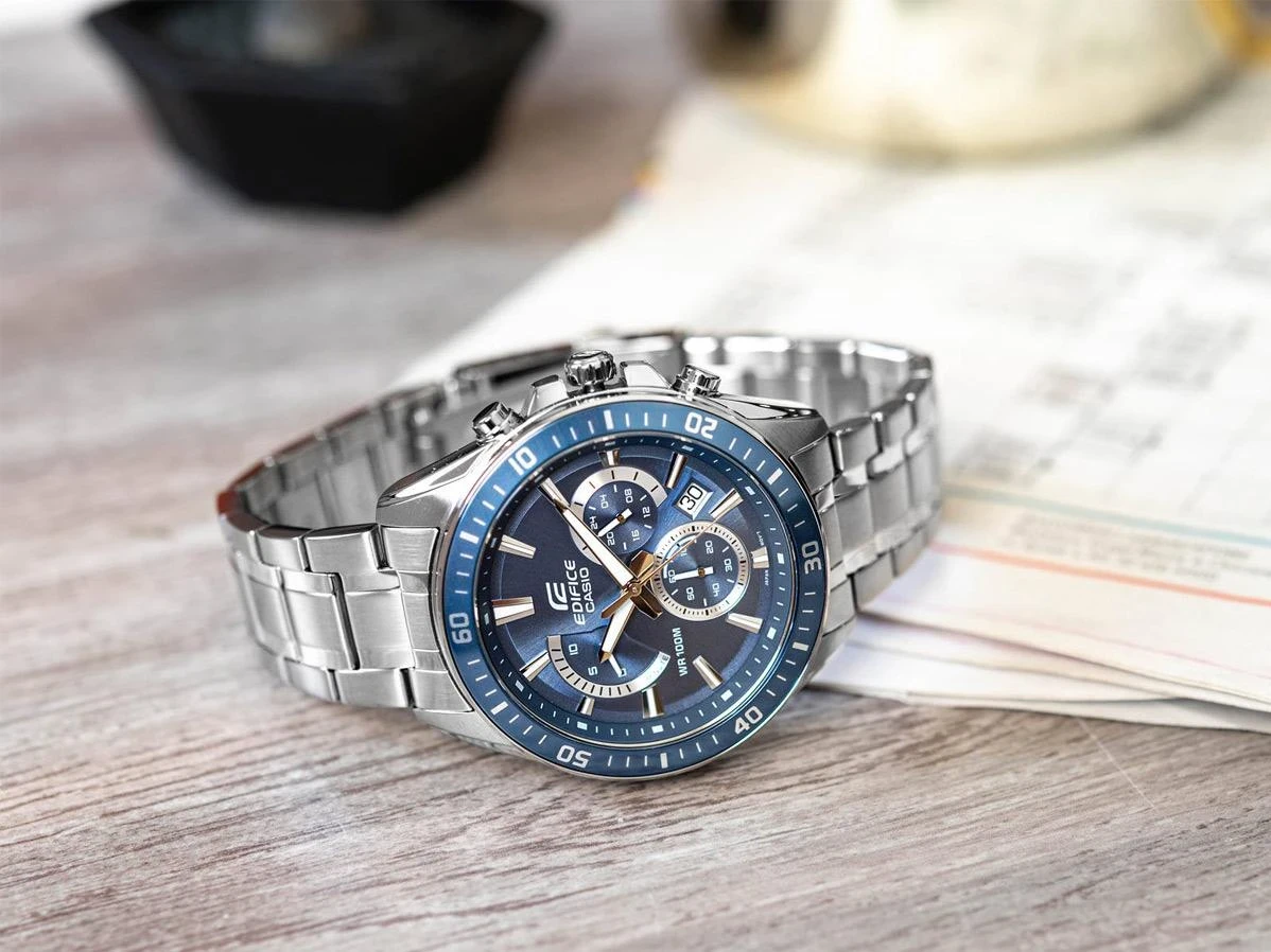 Часы  Casio  Edifice Casio EFR-552D-2A (фото 3)