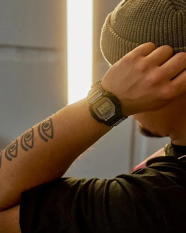 Наручные часы  Casio  G-Shock Casio DWE-5600HG-1E (фото 8)