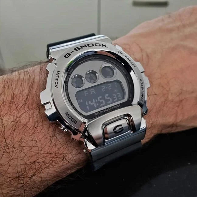 Часы  Casio  G-Shock Casio GM-6900-1E (фото 8)