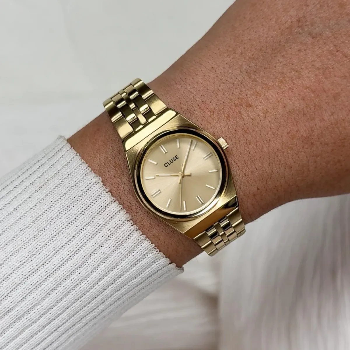 Наручные часы  Cluse  Retro 70’s Cluse CW16302 (фото 2)