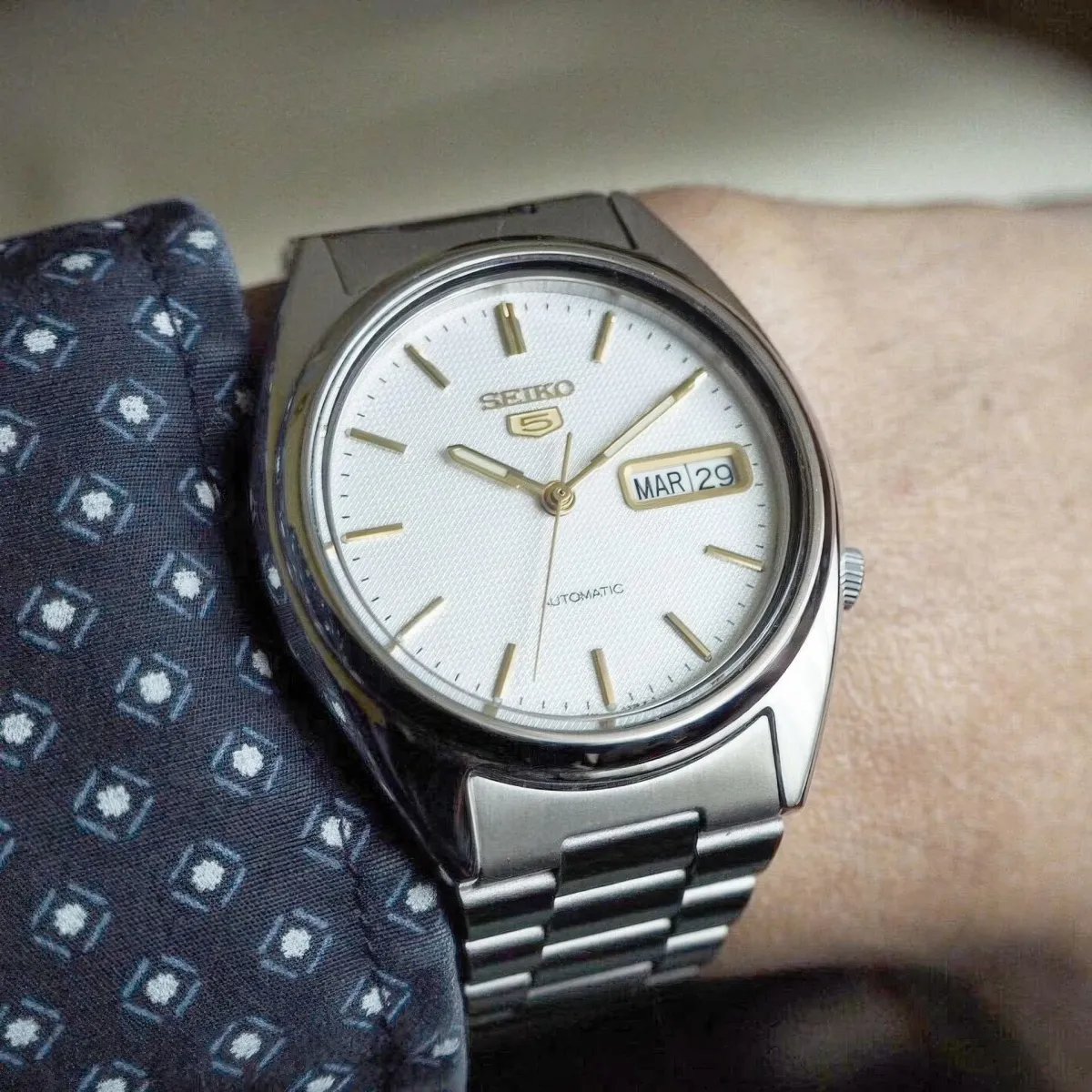 Наручные часы  Seiko  Seiko 5 Seiko SNXG47K1 (фото 4)