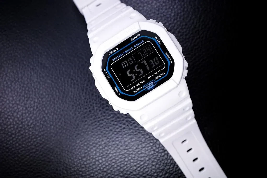 Часы  Casio  G-Shock Casio DW-B5600SF-7E (фото 7)