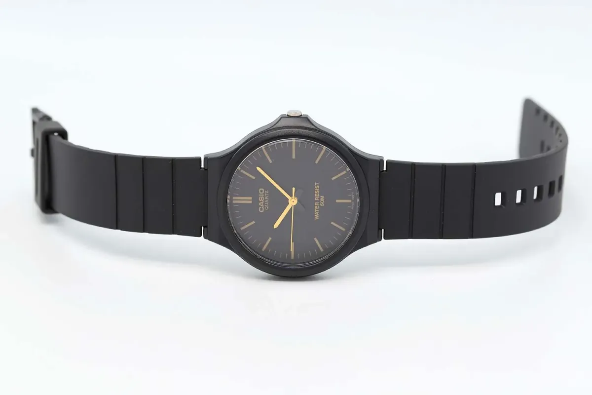 Наручные часы  Casio  Collection Casio MW-240-1E2 (фото 6)